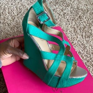 Teal Wedge
